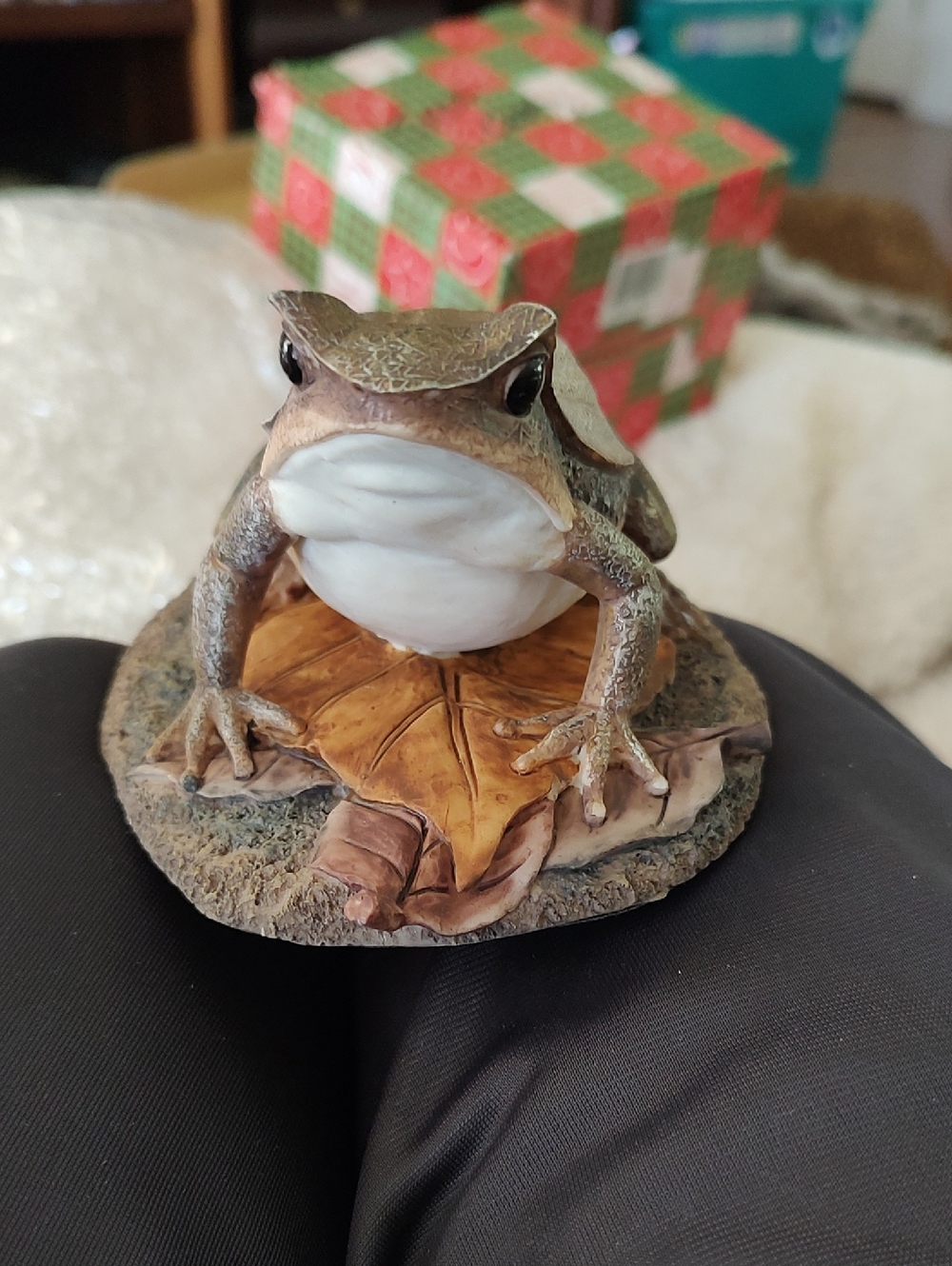 Tree Frog Figurine